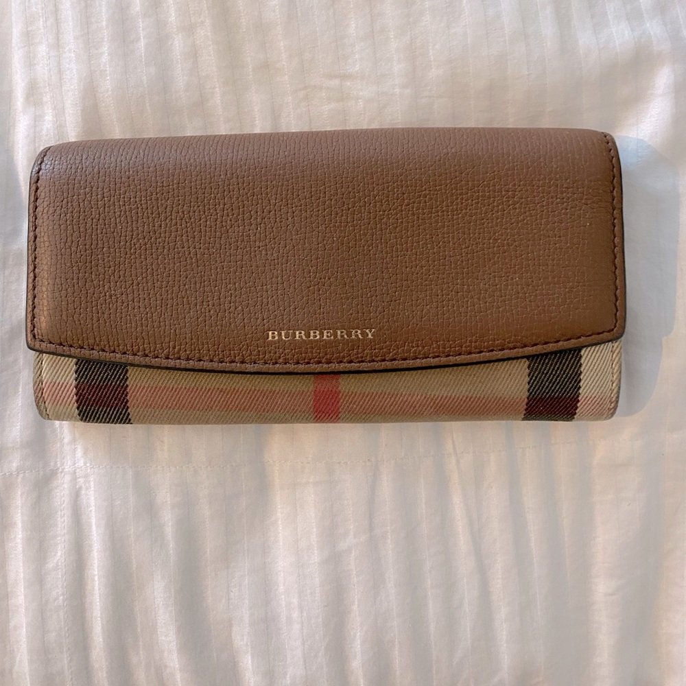 Used Burberry Wallet